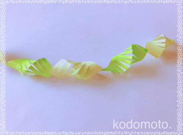 七夕飾りを折り紙で 簡単で可愛い貝つなぎの作り方 Kodomoto