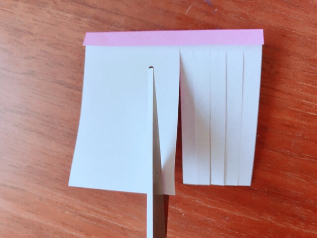 七夕飾りは折り紙で 簡単で可愛い吹き流しの作り方 Kodomoto