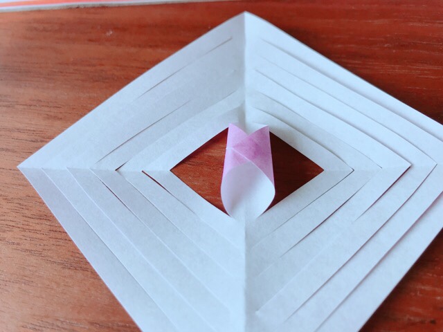 七夕飾りは折り紙で おしゃれで可愛い七夕飾りの作り方 Kodomoto