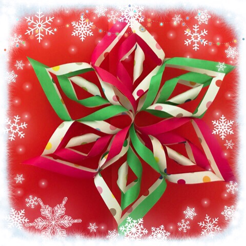 クリスマスリースは折り紙で 作り方は簡単 おしゃれなリース Kodomoto