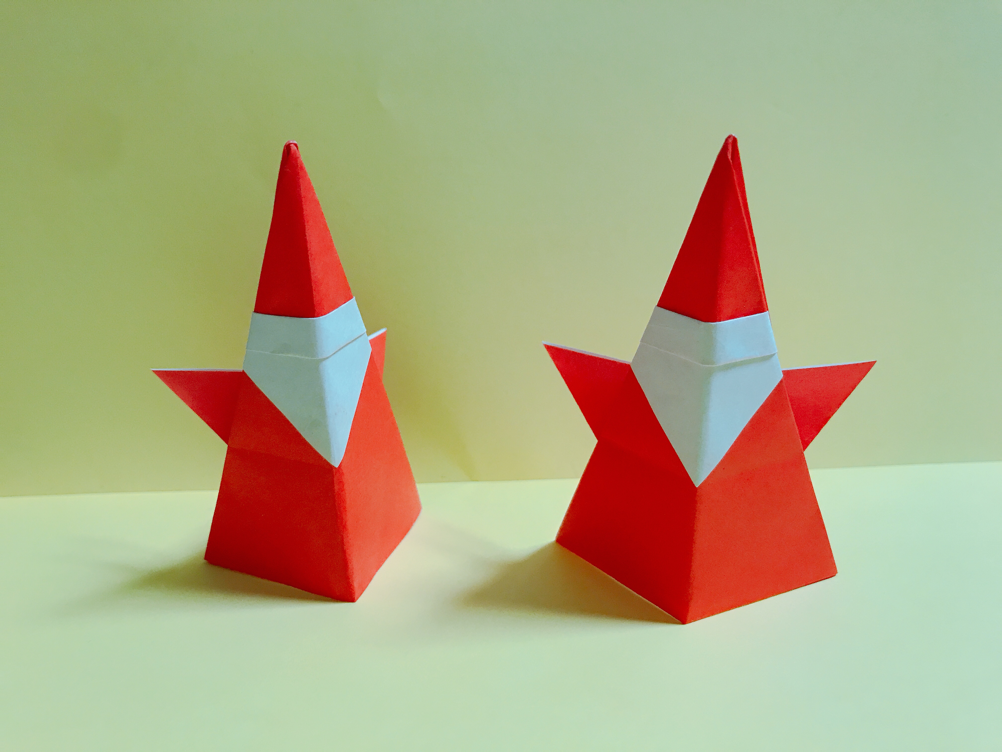 折り紙で星の形のサンタさんを作ろう 立体で可愛い 飾りにもなるよ Kodomoto